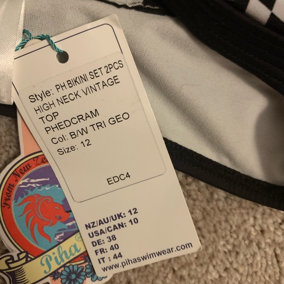 NWT Piha Swimwear Bikini top - Picture 3 of 3